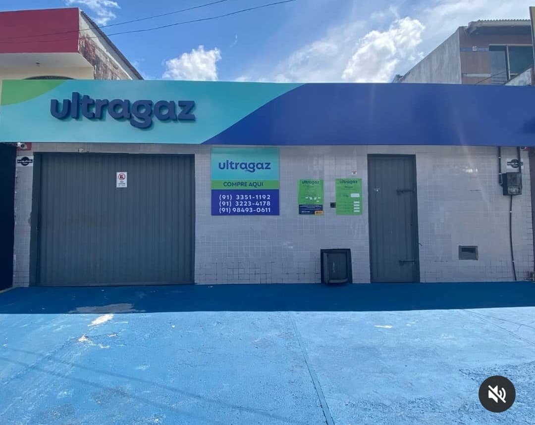 Ultragaz - Fachada e letreiro
